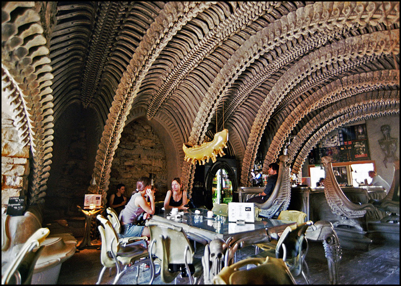 Illustration for article titled The Giger Bar, where you can sip a beer in the queen alien's womb